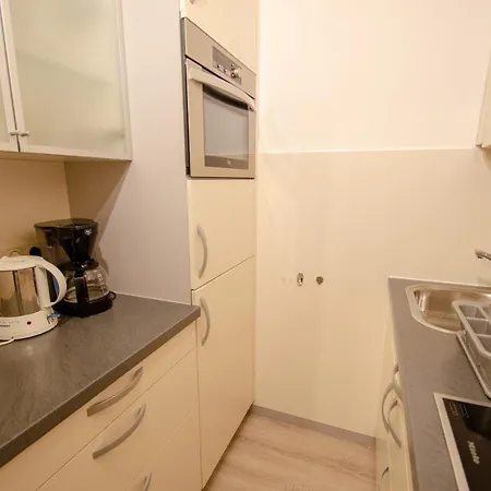 Budget Kitz 10 Apartmán *