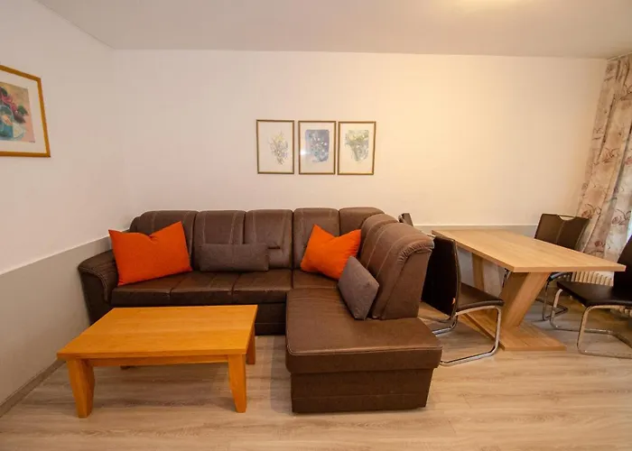 Budget Kitz 10 كابرون